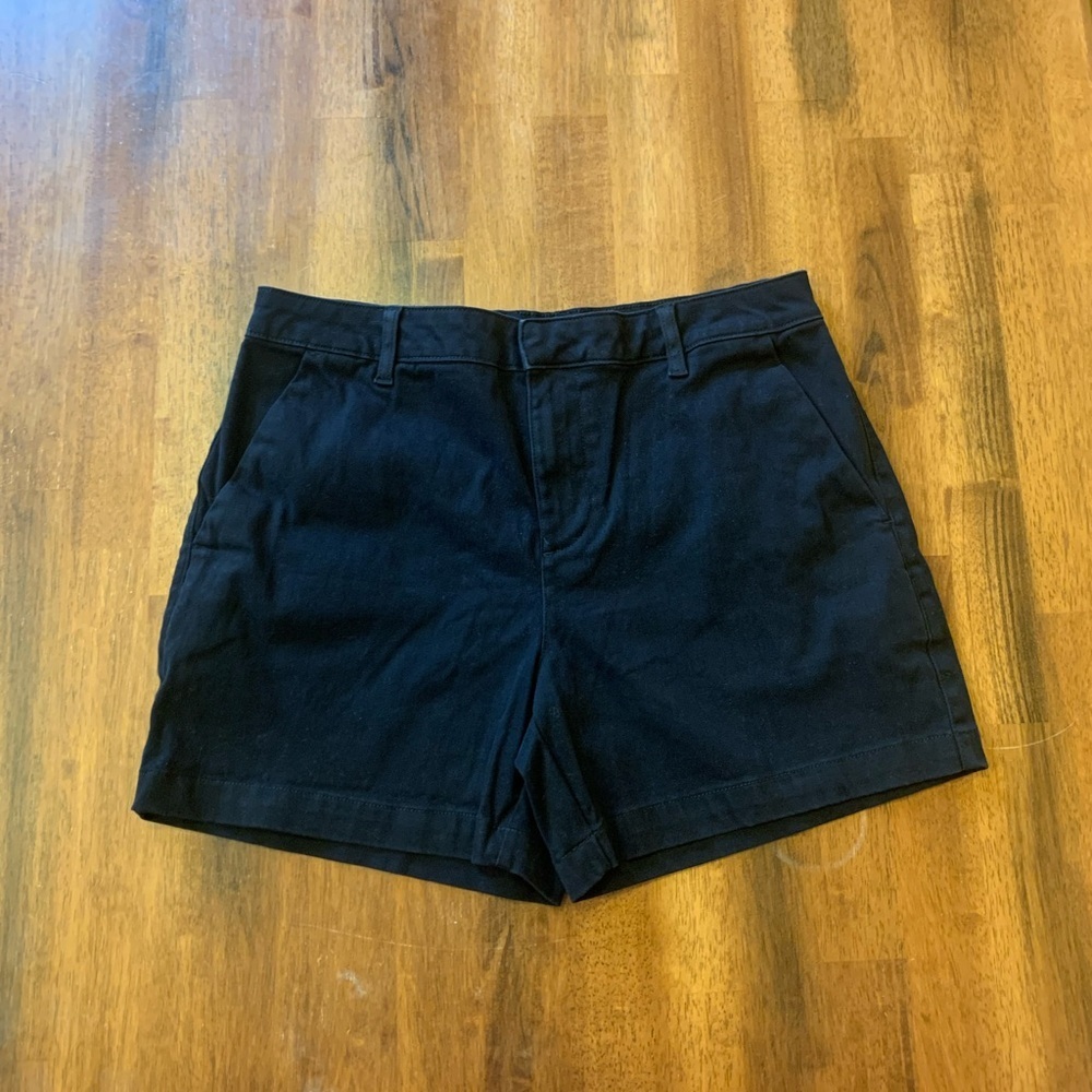 Banana Republic 12 Black Bermuda Shorts Tailored Casual Style Pockets Preppy